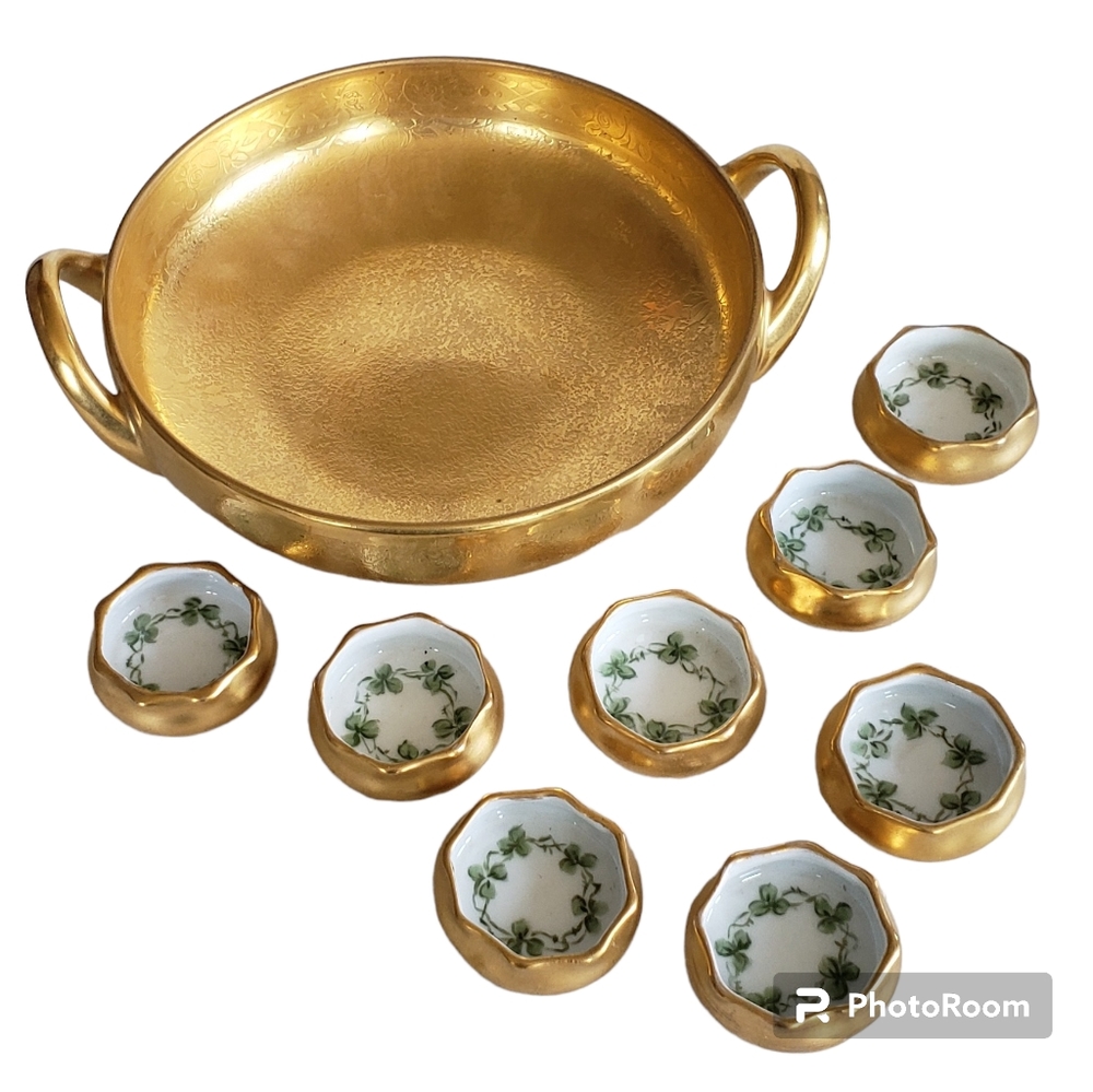 Gold Porcelain Bowl with Handles and 8 Individual Salt Cellers